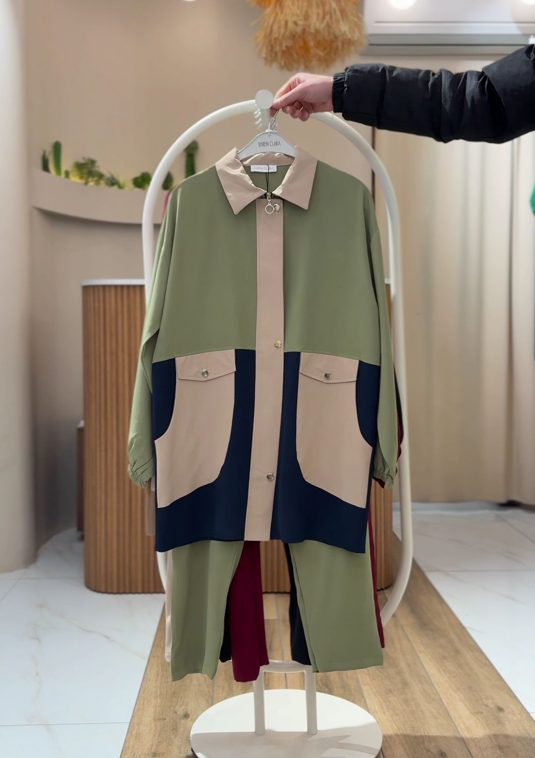 Renk Bloklu Tunik & Lastik Bel Pantolon Takımı HAKİ - 44