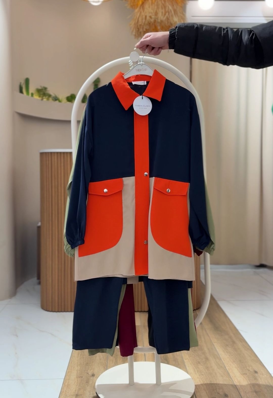 Renk Bloklu Tunik & Lastik Bel Pantolon Takımı LARCİVERT - 40