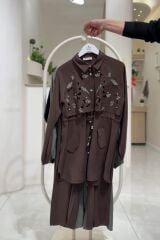 Nakış Detaylı İthal Tensel Kumaş İkili Takım – Şık ve Konforlu Günlük & Özel Kombin