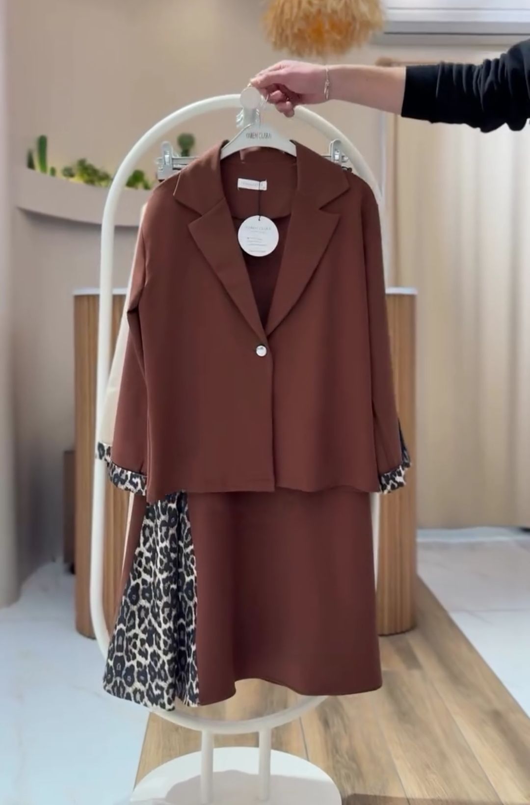 LEOPAR DETAYLI ETEKLİ TAKIM KAHVE - 38
