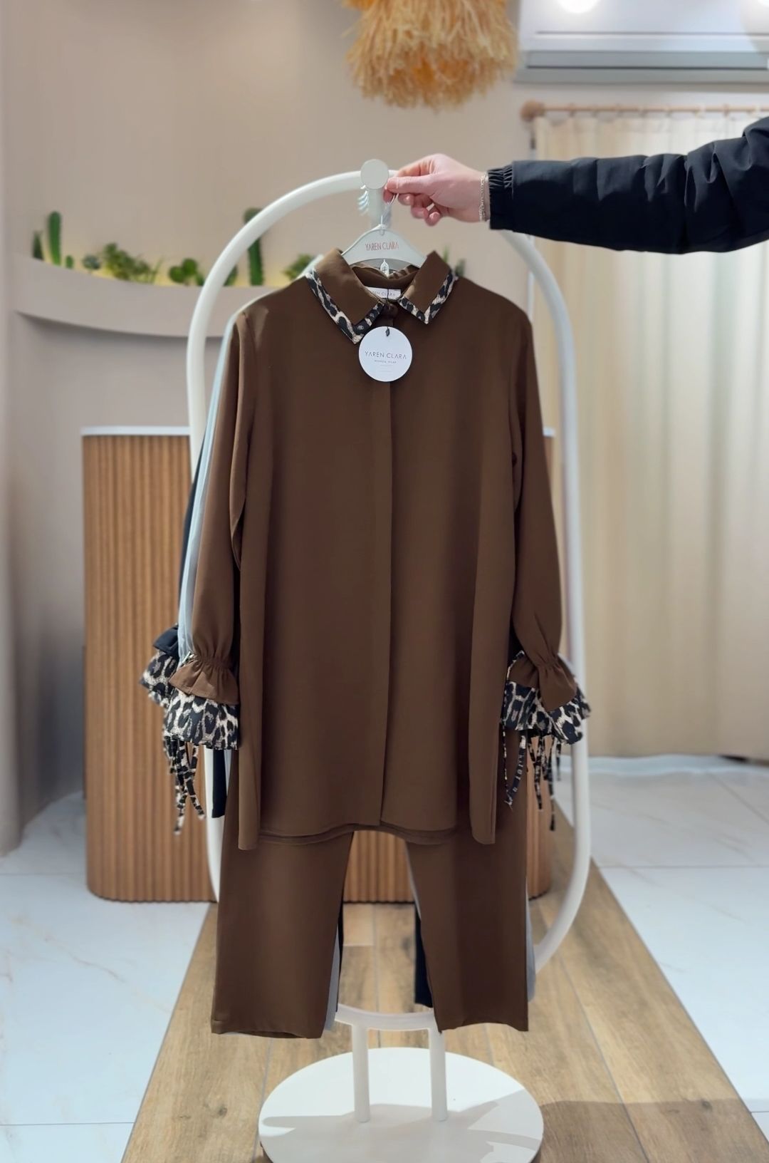 Leopar Detaylı Yaka ve Manşetli Şık 2’li Takı KAHVE - 44