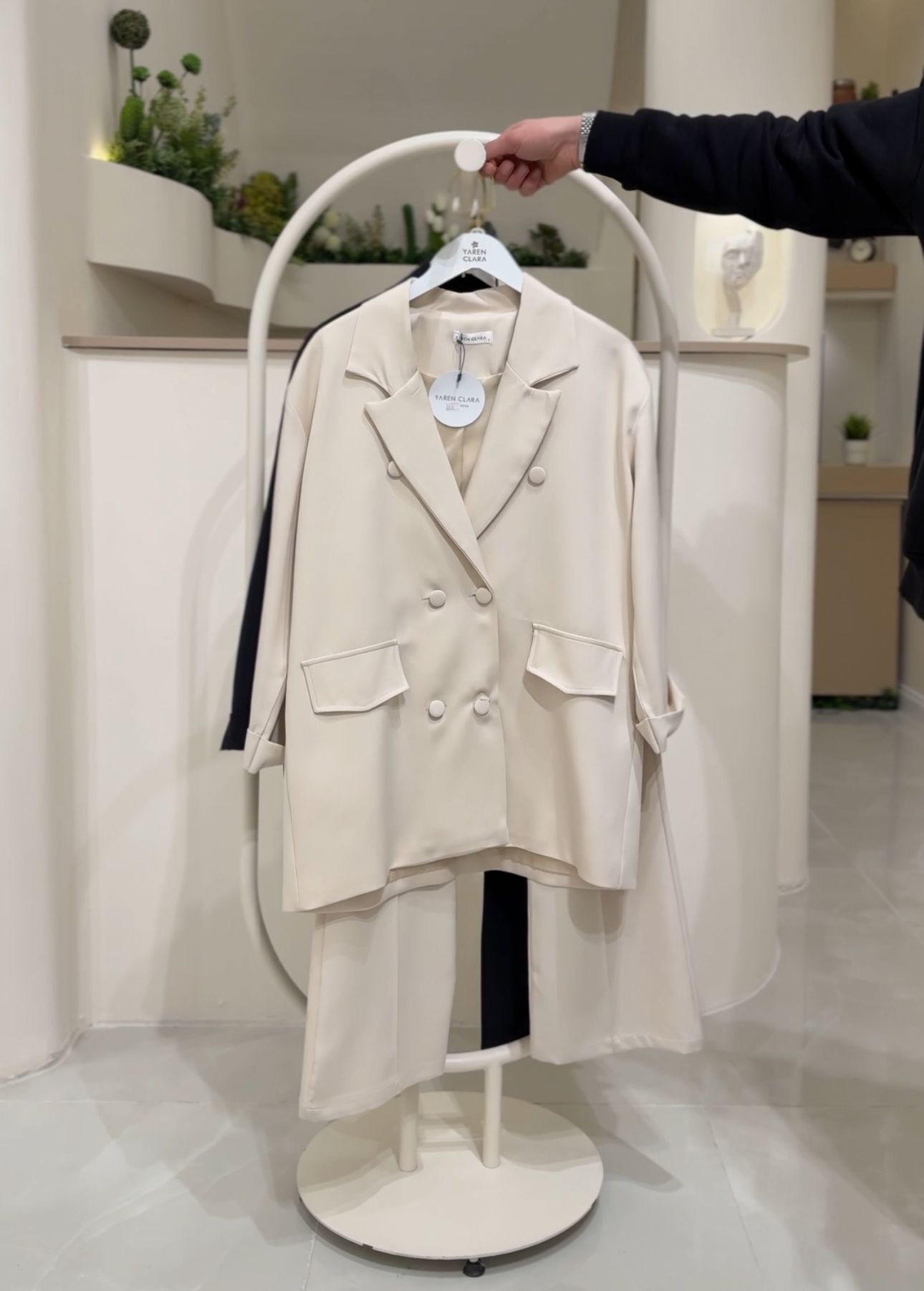 Yeni Sezon Blazer Ceket Pantolon Tesettür Takım KREM - 42-44