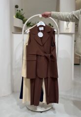 Astarlı Yelek ve Beli Lastikli Pantolon Takım