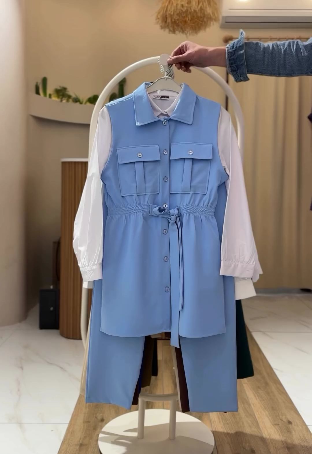 1 BEDEN BÜYÜK ALINIZ