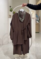 Kuşak Detaylı Tesettür İkili Takım & Desenli Fular