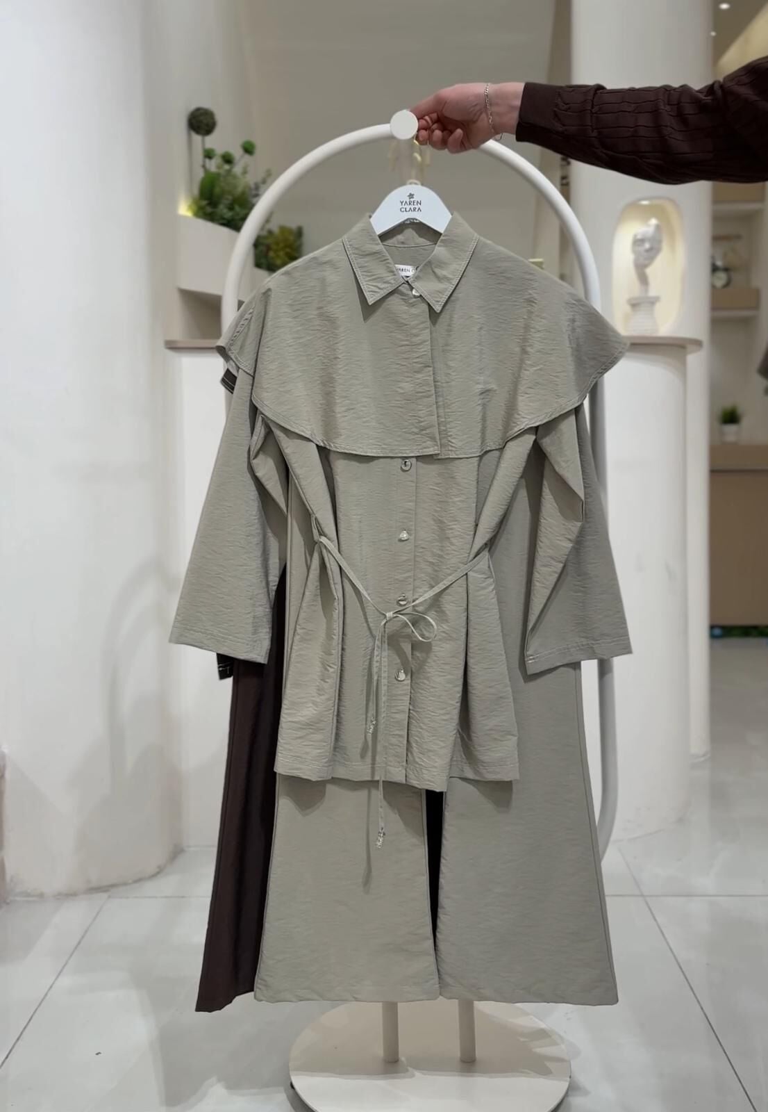 Pelerin Detaylı Premium Tunik Pantolon Takım KREM - 42-44